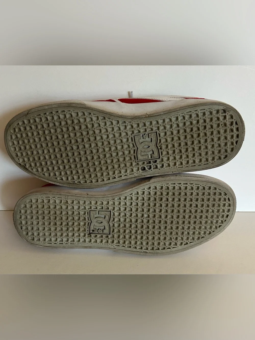 DC Kalis Vulc Men’s Red and White Skate Sneakers